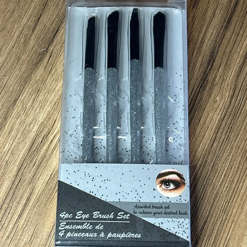 4 Piece Eye‎ Brush Set Assorted For Desired Look Glitter Handle Makeup Tool